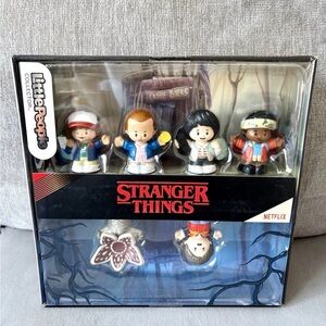 Little People Collector Stranger Things Castle Byers Special Edition